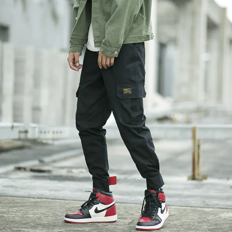 VibeWear Urban Cargo Joggers – Slim Fit Street Style Pants
